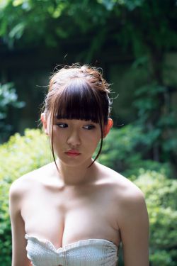 女机械人
